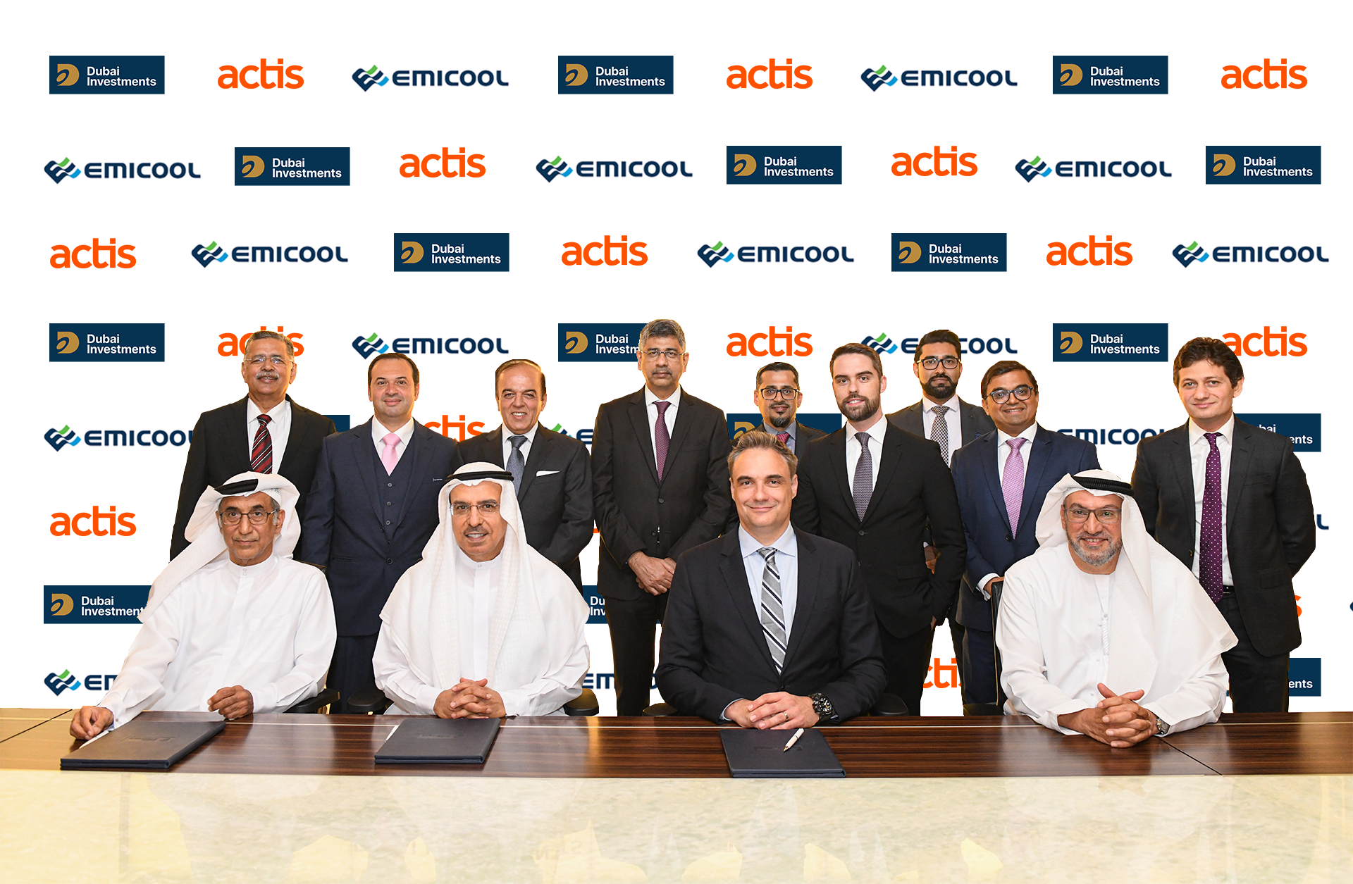 Dubai Investments And Actis Signing (1)
